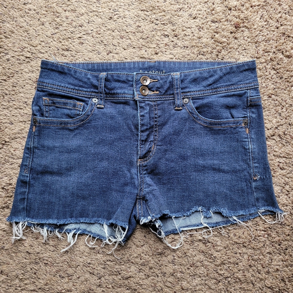 JCP Womens Cutoff Jean Shorts 29/8 Cotton Medium Wash Double Button Denim Daisy